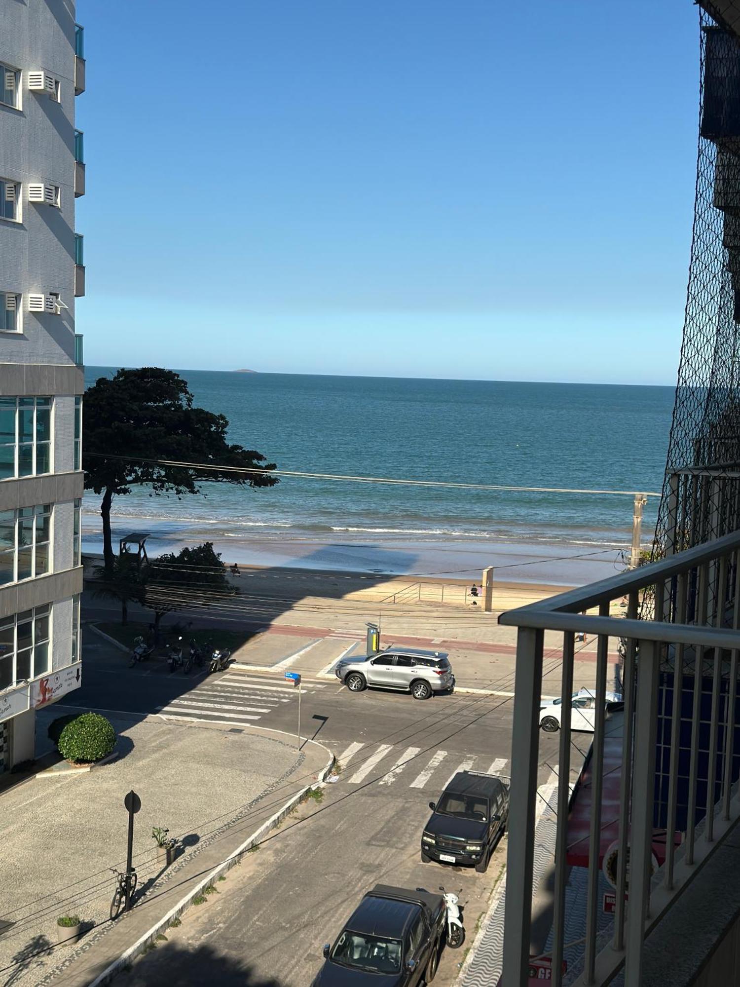Apartamento Vista Mar 209 - 2 Quartos - Praia Do Morro - Predio Frente Mar - Varanda Com Vista Mar - Elevador - Atravessou A Avenida, Ja Esta Na Praia - Com Garagem - Internet Guarapari Exterior foto